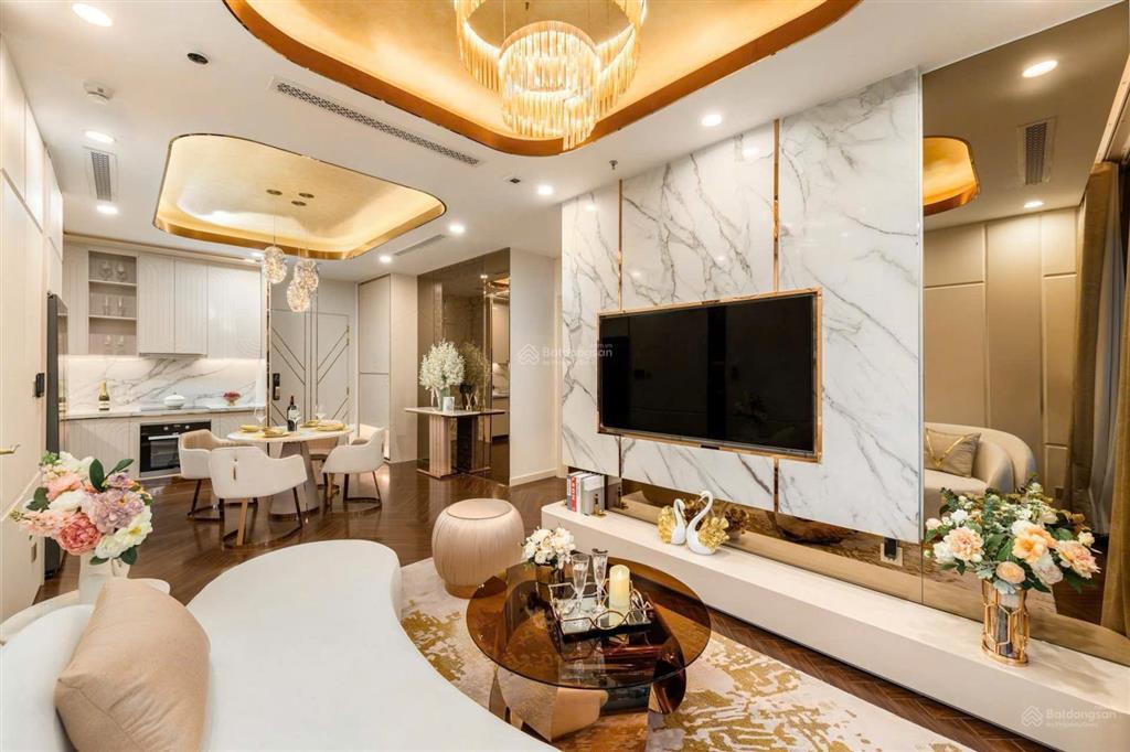 Bán căn hộ hạng sang golden crown hải phòng 2 ngủ, 2 wc, 69,1m2 giá 3,7 tỷ sau chiết khấu