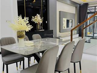 Hiếm  hoà xuân, cẩm lệ  2 tầng 2 mê  full nội thất