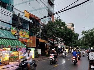Nhà đẹp hiếm bông sao, q8, 3 tầng, 4m  9m, đường 4m, nhỉnh 3 tỷ.