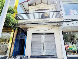 Cho thuê nhà 2 tầng mặt tiền hùng vương, tp huế