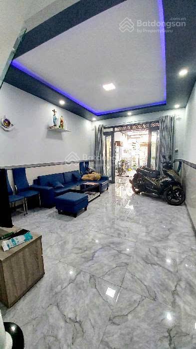 Sát chợ bùi minh trực  quận 8 giảm sâu 900 tr  60m2(4x15 )4t  3pn  nhỉnh 7 tỷ 0937 737 ***