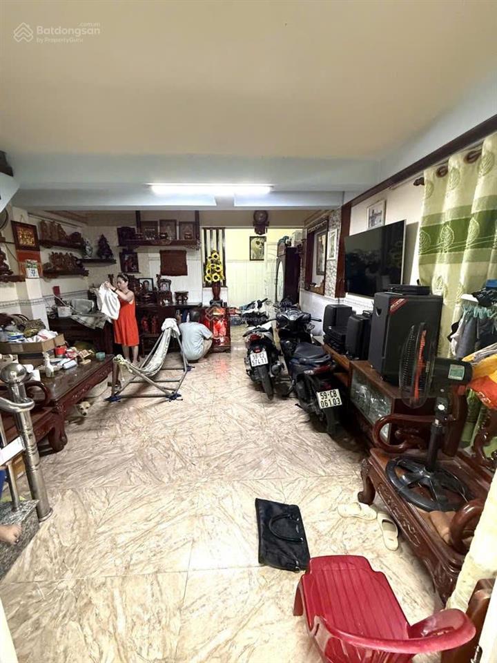 Cực hiếm nhà mặt tiền kinh doanh (90m2) ngay chợ hoa bến bình đông sát cầu chà và q8, giá 15 tỷ