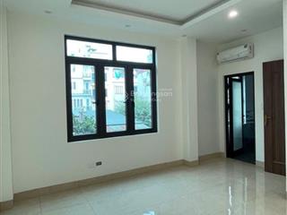 Bán nhà mới xây 7 tầng thang máy  xuân la tây hồ ô tô đỗ  43m  mt 6.2m  giá chỉ nhỉnh 10 tỷ.