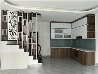 Hàng hiếm tại châu đài, 5,5 tỷ, 35m2, nhà riêng đỉnh cao
