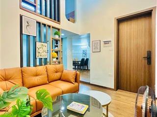 Căn hộ tập thể 2 tầng  mặt phố ngô thì nhậm  trung tâm hai bà trưng  4 ngủ  full nội thất