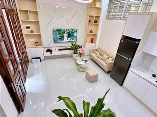 Nhỉnh 7 tỷ  nhà đẹp gần thái thịnh, thịnh quang, dt 35m2, ngõ rộng thoáng, ô tô đỗ cửa