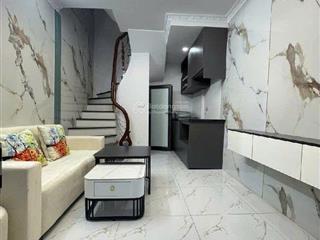Nhỉnh 5 tỷ nhà đẹp tây sơn ở ngay, sổ đỏ chính chủ  5 tầng, 3 ngủ, thoáng