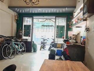 Hẻm 2 ô tô tránh nhau, thẳng 1 trục, diện tích 4,05 x 15 m  sát khu bắc hải  chỉ 150 triệu/m2