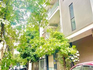 Bán biệt thự 90m2  mặt tiền rộng 8m  ngõ 2 ô tô tránh có vỉa hè to  phố lạc trung  hai bà trưng