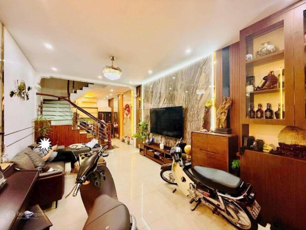 Nhà đẹp hoàng mai lô góc ô tô vào nhà 53m2 mặt tiền hơn 4m sổ đỏ nở hậu
