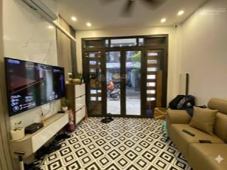 Nhà đẹp hoàng mai tương mai 36m2 nhỉnh 5 tỷ diện tích 36m2 ngõ rộng, đi lại thuận tiện