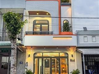 Nhà trệt hai lầu, hiện đại tuyệt đẹp  đường d4 kdc hồng loan  cái răng  tpct