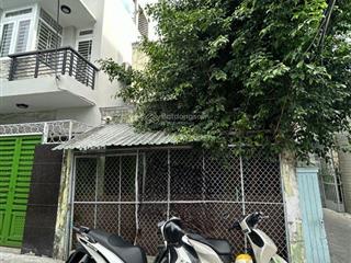 Lô góc 2 mặt tiền hẻm  4.2x20m  đất đẹp vuông vắn  huỳnh tấn phát quận 7  giá 4.5 tỷ