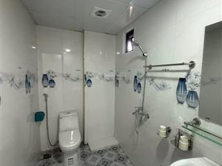 Nhà được xây mới thiết kế 4,5 tầng đầy đủ công năng sử dụng