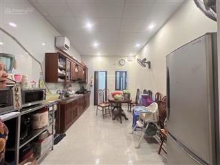 Nhà gần học viện cảnh sát  phân lô  ô tô thông  hiếm nhà bán