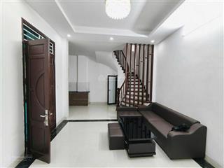 Hoàng hoa thám  lô góc cực thoáng  50m ra phố  gần văn cao, bưởi, hoàng quốc việt