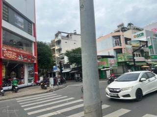 Bán nhà giữa trung tâm quận 11 nhà nhiều hộ chỉ 2,3 tỷ hàng hiếm không còn căn thứ 2 giá này