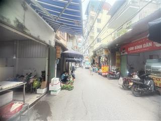 Nhà mặt phố phú mỹ  kinh doanh nhộn nhịp  ô tô tránh nhau  mt 5,3m nở hậu bé xíu