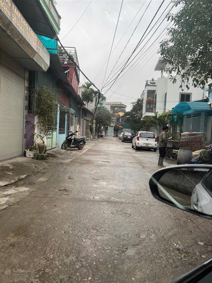 Xuất hiện lô đất đẹp rẻ đường ô tô tại tổ 4 lê hồng phong phủ lý, hà nam. (p. phù vân, ninh bình)