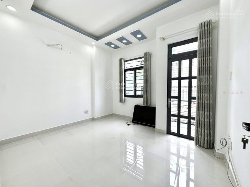 Cô hoa bán gấp nhà trần bình trọng  quận 5,giá 1tỷ890 dt 67m2, phù hợp ở / cho thuê  vị trí đẹp