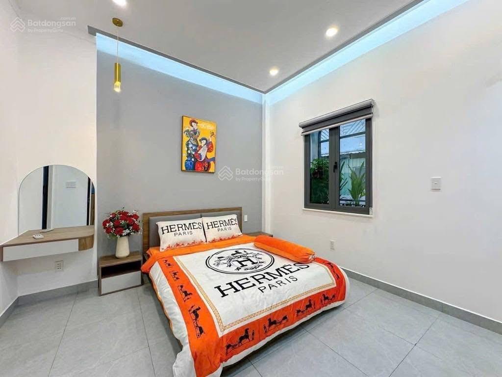 Bán nhanh t11 nhà nguyễn quý anh  tân phú, giá 1 tỷ 960 dt 65m2, nội thất sẵn, dòng tiền sẵn 12tr