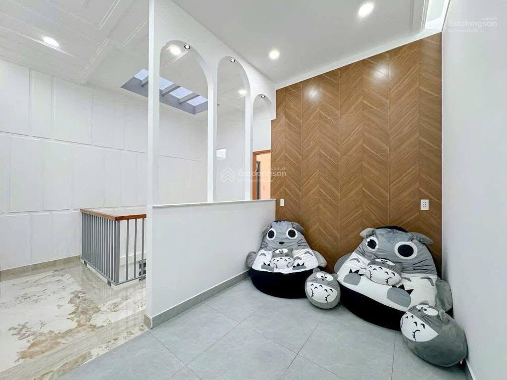 Bán nhanh t11 nhà nguyễn quý anh  tân phú, giá 1 tỷ 960 dt 65m2, nội thất sẵn, dòng tiền sẵn 12tr