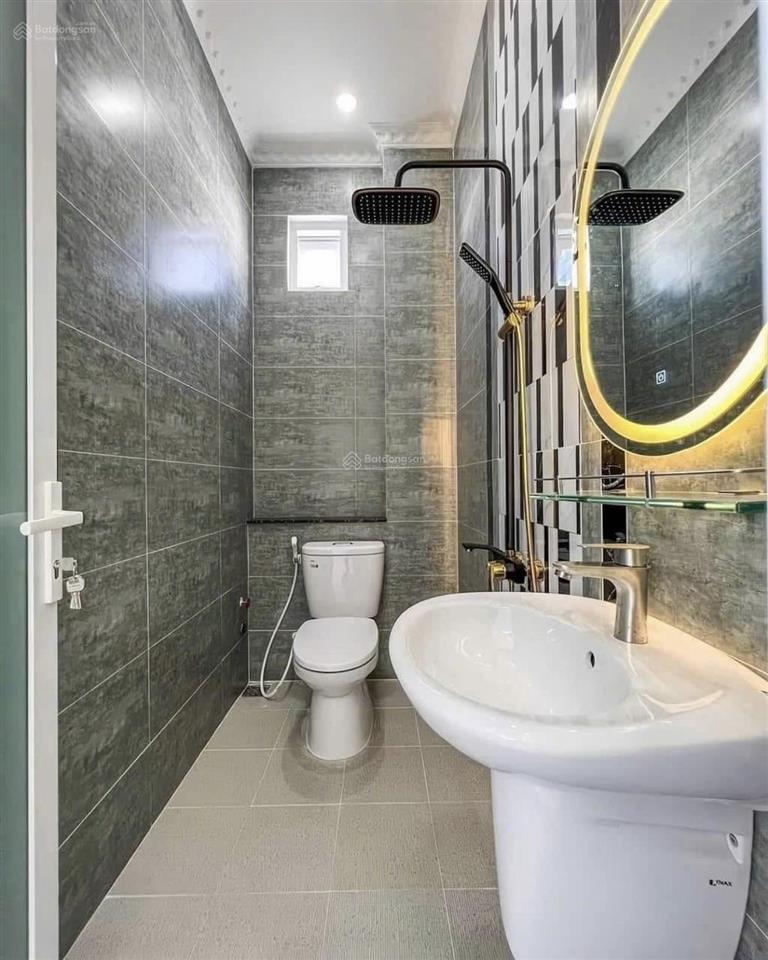 Thanh lý cuối năm nhà hồ học lãm  bình tân 1tỷ980 dt 79m2 hẻm xe hơi, nội thất sẵn ở ngay