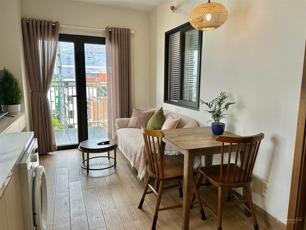 Căn hộ cao cấp full nội thất  bancol  tại bình thạnh