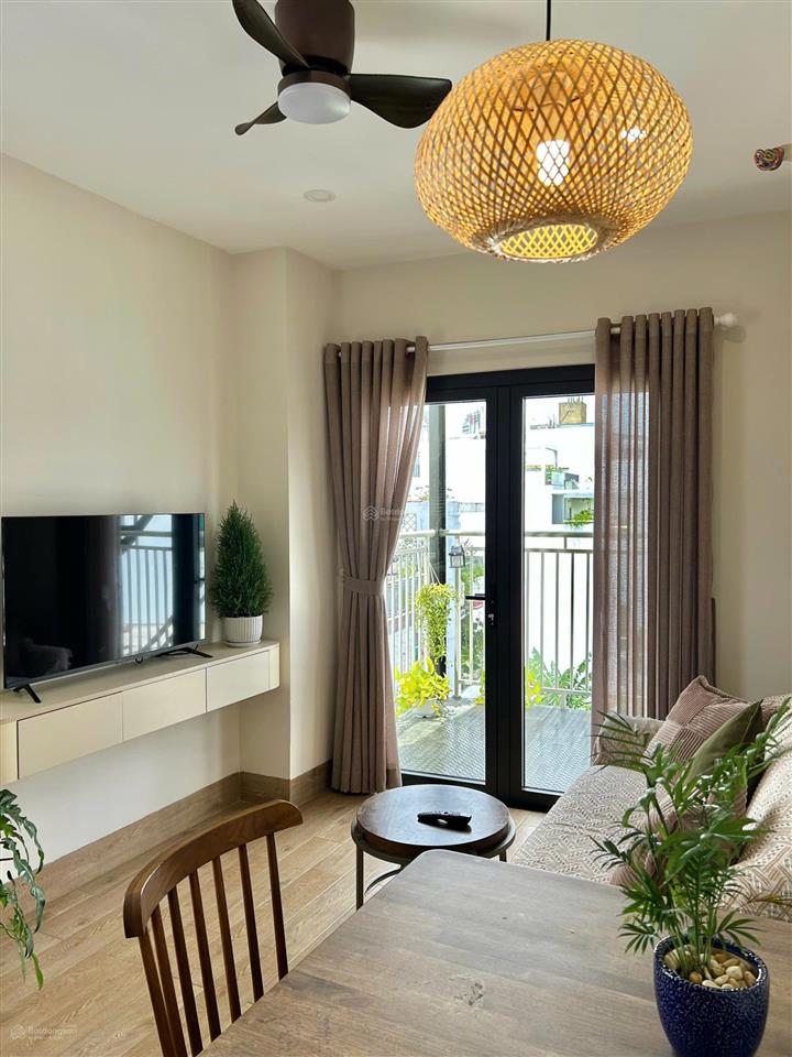 Căn hộ cao cấp full nội thất  bancol  tại bình thạnh