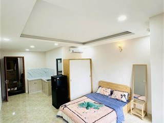 Căn hộ studio full nội thất  bancol  tại phú nhuận