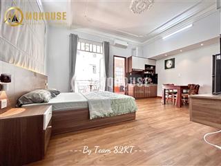 Căn hộ full nội thất  bancol lớn  tại phú nhuận