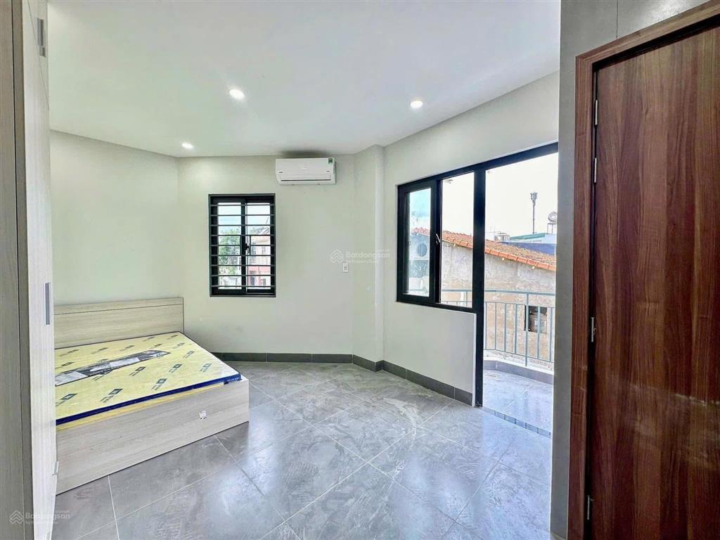 Cho thuê nhà trọ view đẹp tại huỳnh văn bánh, 5,8 triệu, 35 m2
