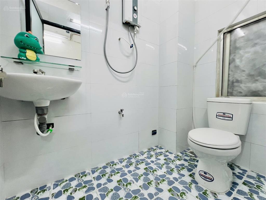 Chdv cửa sổ thoáng mát  nội thất cơ bản  thuận tiện di chuyển