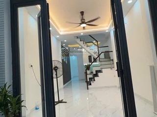 Cần bán gấp nhà mặt tiền 1 lầu 60m2 ngay chợ phú lợi, đường phạm thế hiển