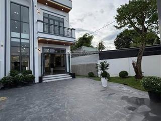 Chủ kẹt tiền cần bán nhanh nhà 300m2 gần vòng xoay an lạc, cách bến xe miền tây 1km, giá 1,1 tỷ