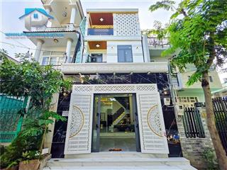 Kẹt tiền cần bán gấp nhà 2 lầu 85m2 mặt tiền chợ, đường lê văn quới, gần ngã tư bốn xã
