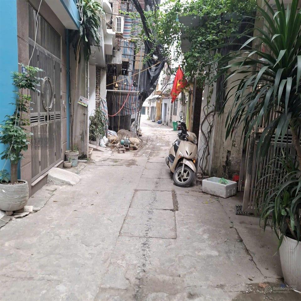 Bán lô đất đẹp 42m2 vuông vắn ngọc hồi thanh trì giá chỉ 5,x tỷ