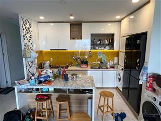 Cần bán căn hộ chung cư 72m2 2pn 2wc full nội thất, view lm81  sổ hồng chính chủ không qua mg