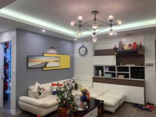 Cần bán căn hộ 2 phòng ngủ, diện tích 76m2 căn góc ngập tràn ánh sáng, full nội thất mới đẹp