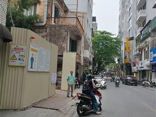 Mảnh đất có 1  0  2 mặt phố hai chiều bùi thị xuân  mặt tiền quyền lực. giáp danh giữa hai quận