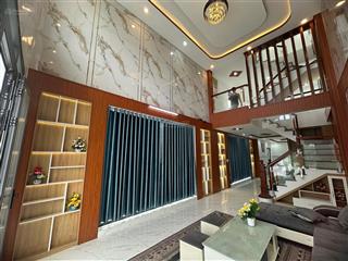 Nhà cần bán gấp 105 m2 tại đường đinh đức thiện