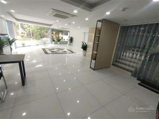 Bán nhà đường hàm nghi, 167m, 4tầng, 15m mt, 57tỷ, hàng xóm vinhome, ở sướng.