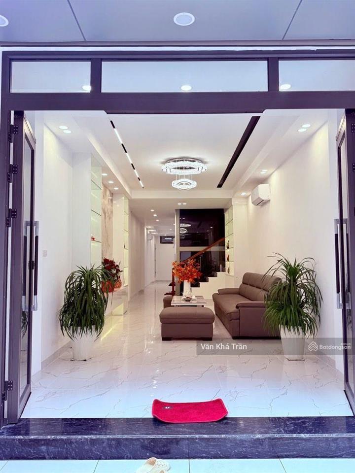 Bán nhà hoàng cầu, đống đa siêu hiếm 7 tầng thang máy 70.5m² giá 25.95 tỷ