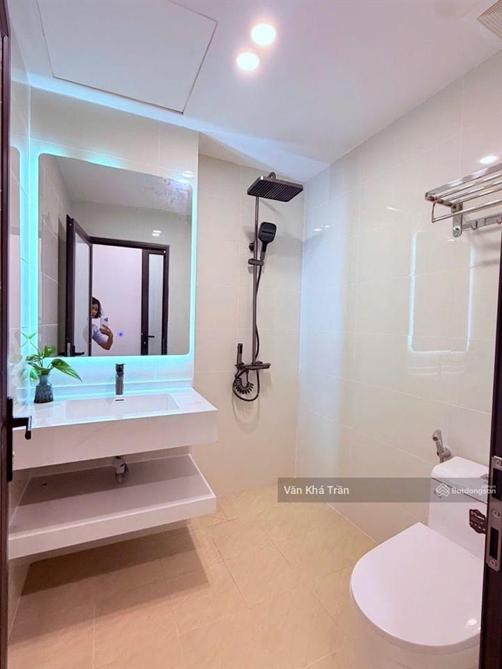 Bán nhà hoàng cầu, đống đa siêu hiếm 7 tầng thang máy 70.5m² giá 25.95 tỷ