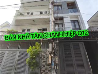 Hiếm nhà ngay trung tâm 90m2 đủ  ôtô ngủ trong nhà  chính chủ chưa 1 lần qua đò