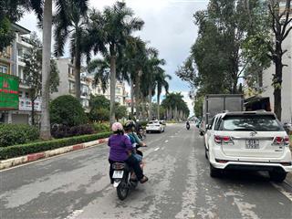 Bán gấp 120m2 mặt tiền đường gs1, khu đô thị tmdv quảng trường xanh, ngay go dĩ an