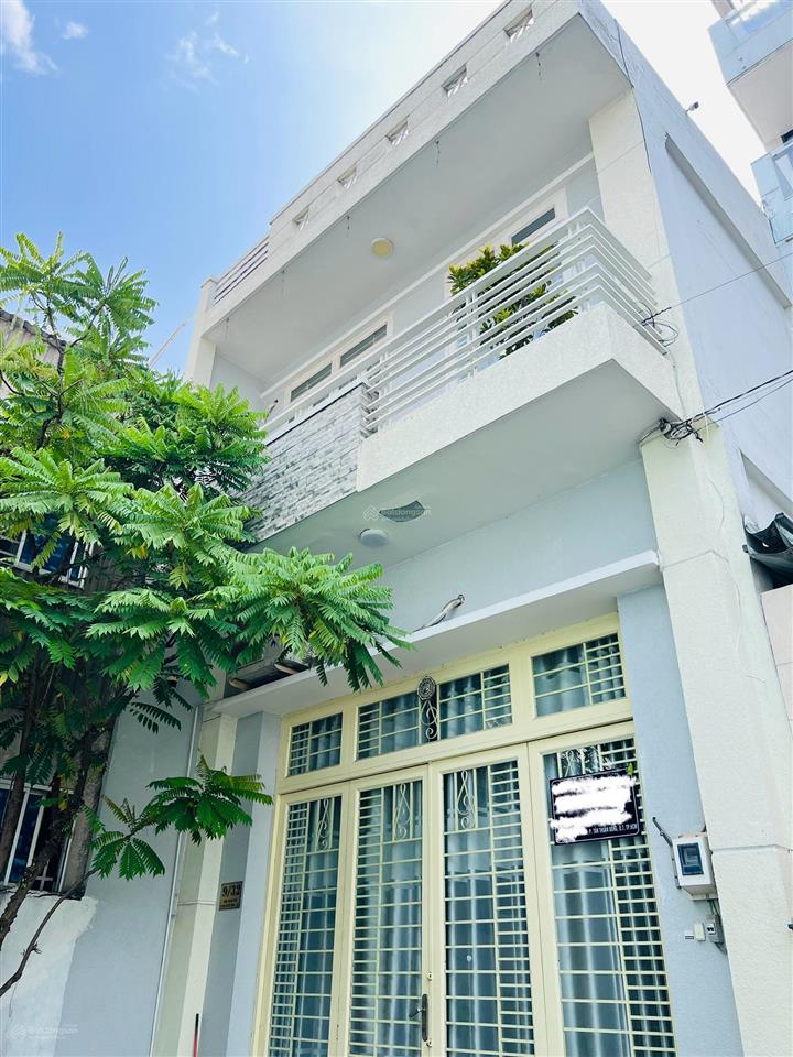 Nhà 2 tầng khu cư xá ngân hàng ngang 5 dài 22 sát bên vincom q7 12ty tl