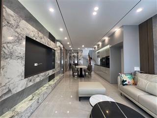 Đỉnh nóc! phân lô huỳnh thúc kháng, ô tô tránh, ô tô vào nhà, nhà đẹp, full nội thất, kd siêu đỉnh.