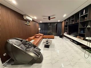 Nhà mới kính koong! phân lô nguyễn chí thanh, 2 ô tô tránh, vỉa hè, kinh doanh đỉnh, full nt, 71m2