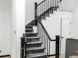 Chính chủ cho thuê Nhà hàng, VP, KD,vỉa hè, 93m2- 4T, Chùa Láng_30 Tr